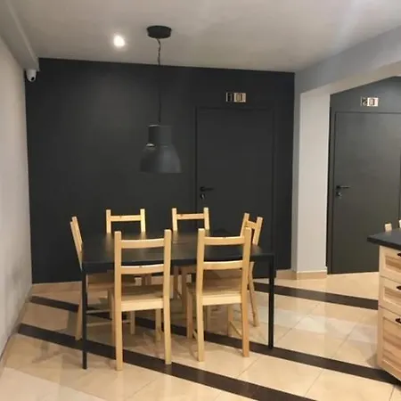 Wygodne Pokoje H16 Hostel *